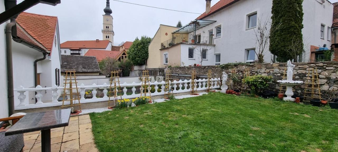 Innenstadtgarten-Wohnung โวลฟ์สแบร์ก ภายนอก รูปภาพ