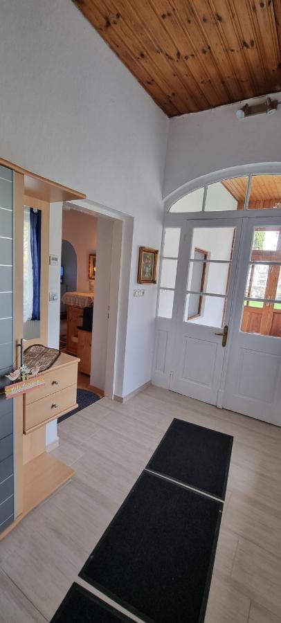 Innenstadtgarten-Wohnung โวลฟ์สแบร์ก ภายนอก รูปภาพ
