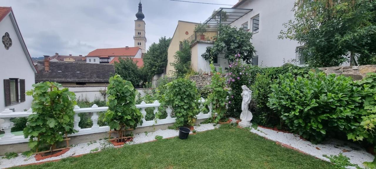 Innenstadtgarten-Wohnung โวลฟ์สแบร์ก ภายนอก รูปภาพ