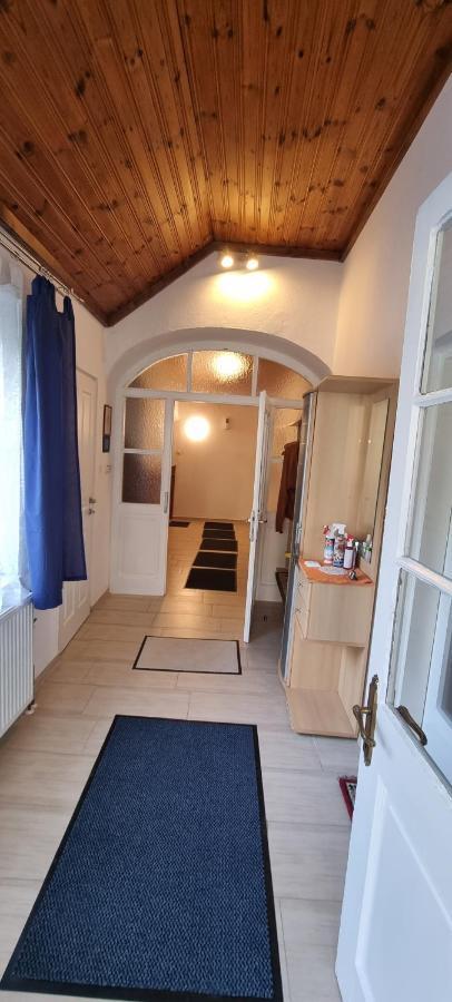 Innenstadtgarten-Wohnung โวลฟ์สแบร์ก ภายนอก รูปภาพ